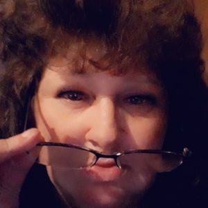 Meet your Posher, Edith